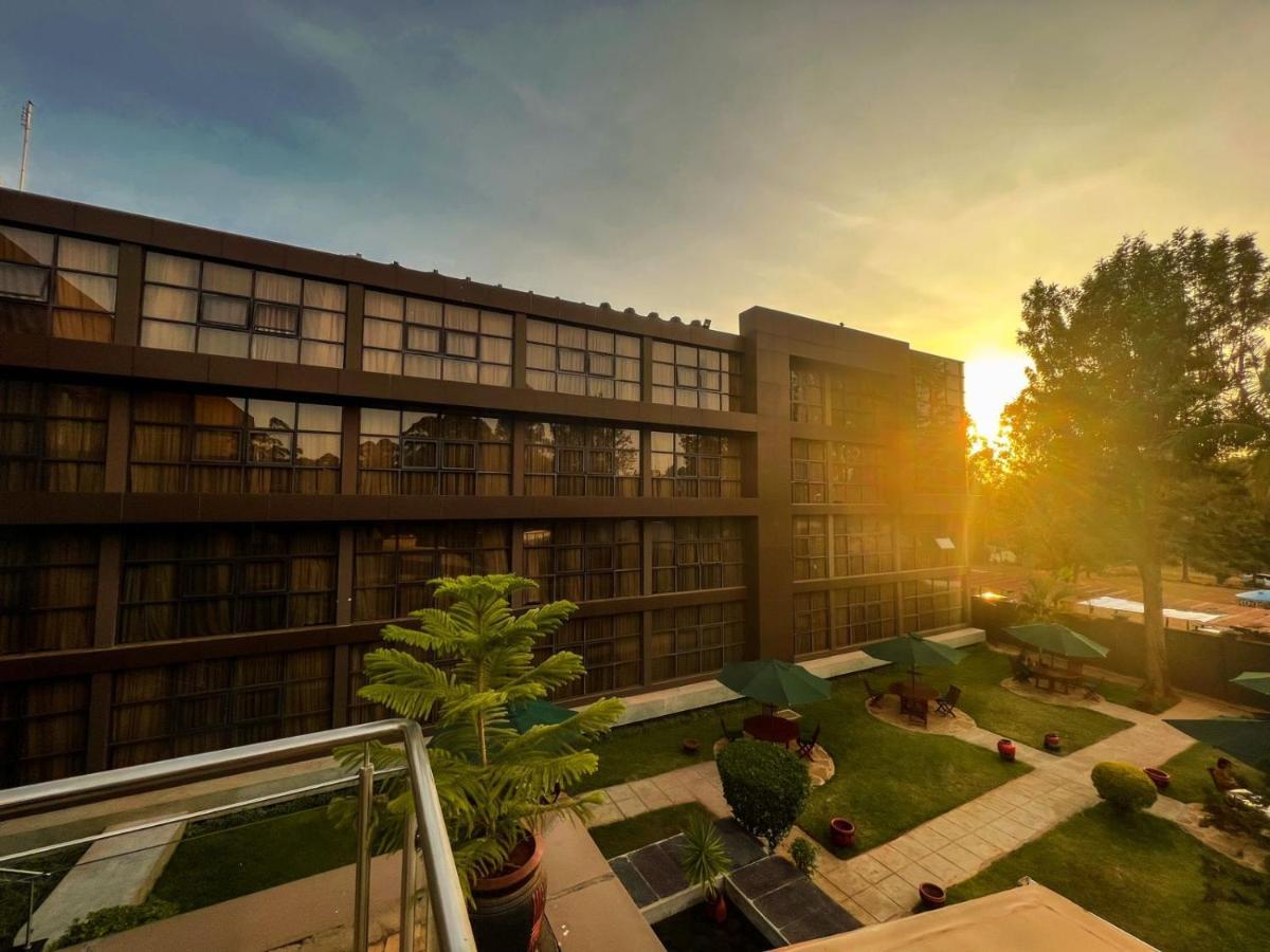 Boma Inn Eldoret Buitenkant foto